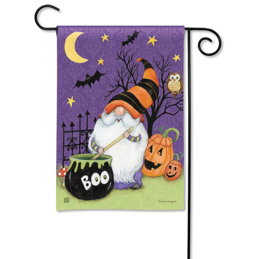 Studio M - Halloween Gnome Garden Flag